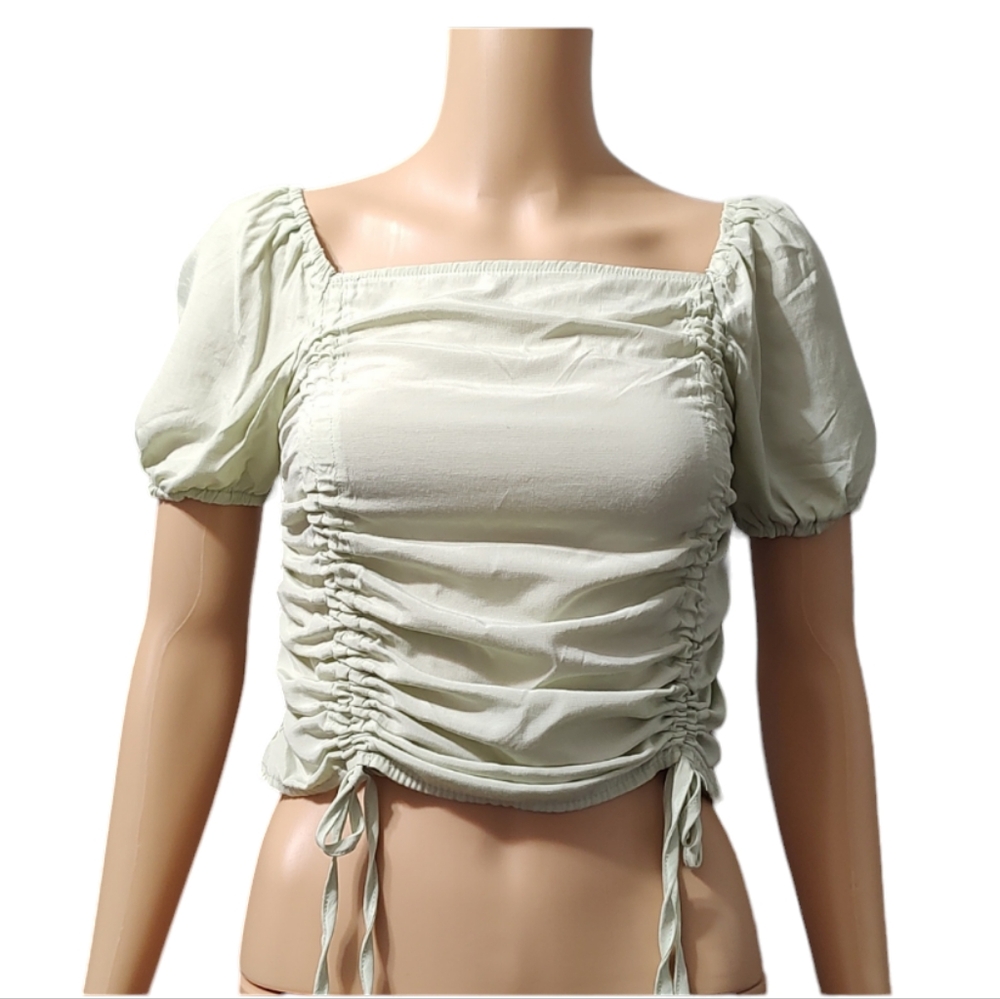 Light Green Summer Top w/ Back Smocking Puffy Sleeves /Off Shoulder sz Small